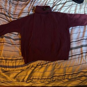 New with tag, Women’s Burgundy Turtleneck Sweater, Size M Fashion Nova